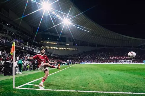 مصدر ليلا كورة: الأهلي أرسل لاتحاد الكرة فيديوهات تثبت تجاوز جماهير الزمالك ضد زيزو